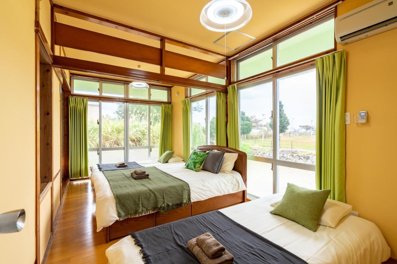 Deluxe Room 130平米 Urumahotel ภายนอก รูปภาพ