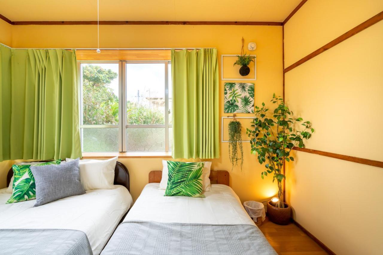 Deluxe Room 130平米 Urumahotel ภายนอก รูปภาพ
