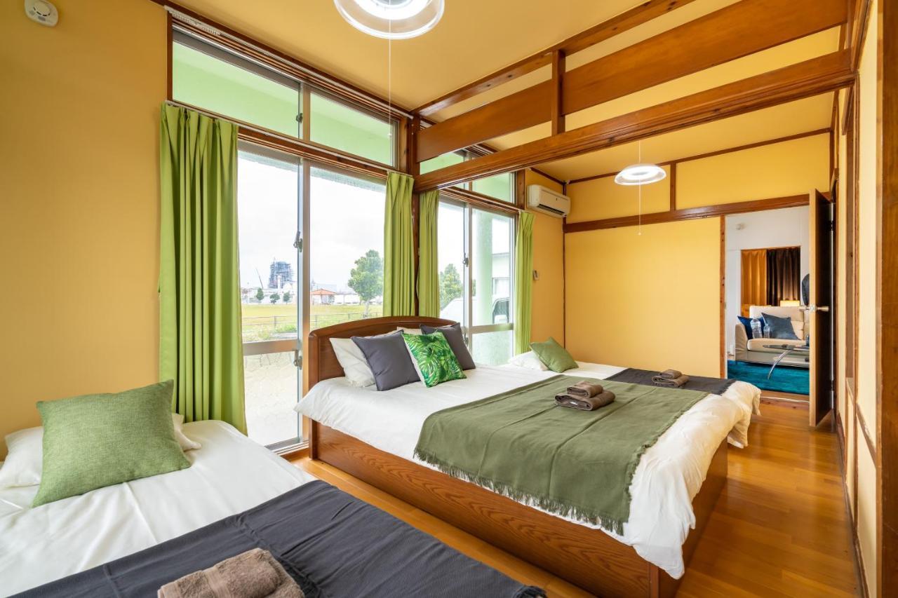 Deluxe Room 130平米 Urumahotel ภายนอก รูปภาพ